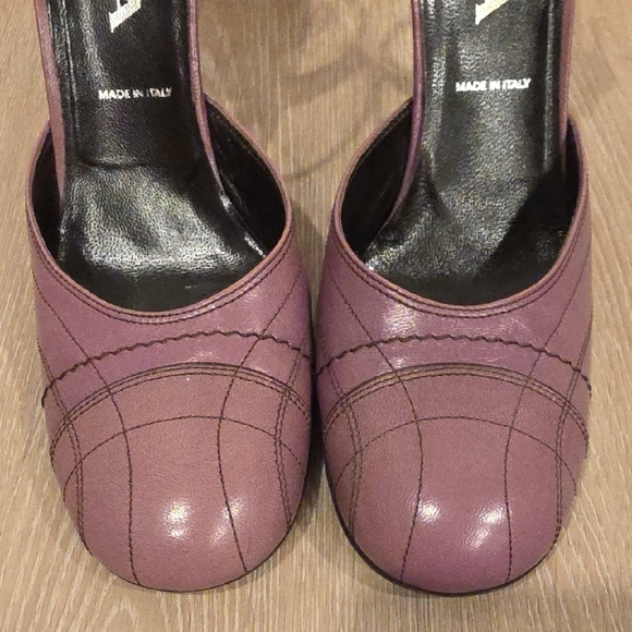 Prada Capretto Fume Petalo Decorative Stitch Mary Jane Pump Chunky Flair Heel - Picture 2 of 12